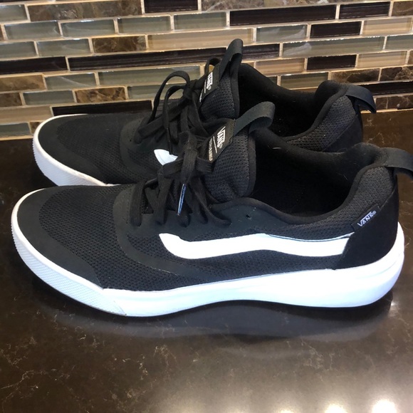 vans ultrarange lite